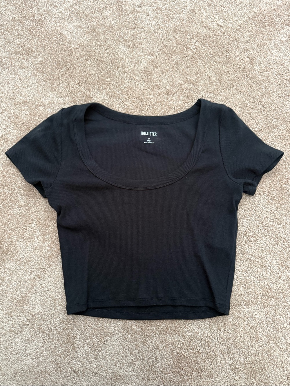 Scoop Neck Cropped Tee